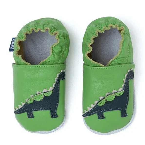 Conheça todas as opções de pantufas infantis masculinas na Laranjeiras Kids.